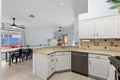 7633 W Foothill Drive, Peoria, AZ 85383 - Photo 21