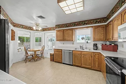 8902 E Player Drive, Sun Lakes, AZ 85248 - Photo 9