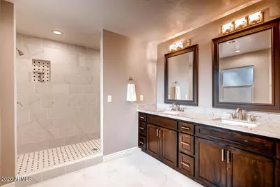 7619 N VÃ­a Del Elemental Drive, Scottsdale, AZ 85258 - Photo 11