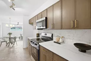 3918 W Kaler Dr, Phoenix, AZ 85051 - Photo 15