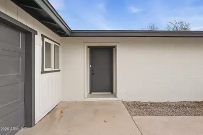 3918 W Kaler Drive, Phoenix, AZ 85051 - Photo 7