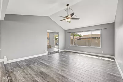 10222 N 52nd Drive, Glendale, AZ 85302 - Photo 9