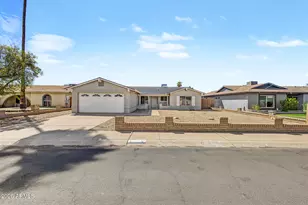 10222 N 52nd Dr, Glendale, AZ 85302 - Photo 1