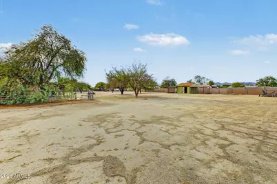 22614 W Hammond Drive, Buckeye, AZ 85326 - Photo 31