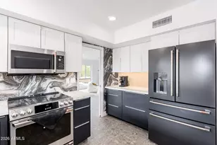 220 W Willow Ave, Phoenix, AZ 85029 - Photo 25