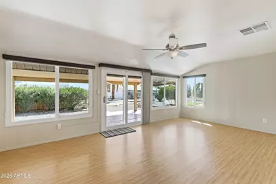 10027 W Deanne Drive, Sun City, AZ 85351 - Photo 9