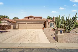 11018 E Twilight Ct, Sun Lakes, AZ 85248 - Photo 1