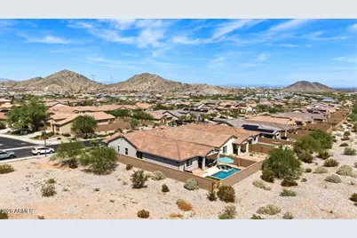 16849 W Paseo Way, Goodyear, AZ 85338 - Photo 35