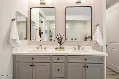 16849 W Paseo Way, Goodyear, AZ 85338 - Photo 23