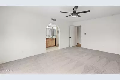2439 W Kiowa Avenue, Mesa, AZ 85202 - Photo 27