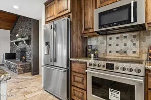 1440 W Irvine Rd, Phoenix, AZ 85086 - Photo 17