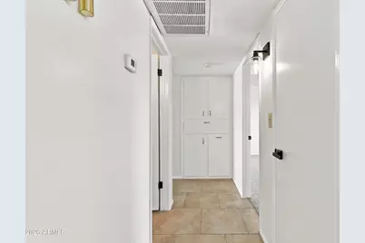 10915 W Santa Fe Drive, Sun City, AZ 85351 - Photo 17
