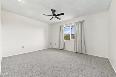 10915 W Santa Fe Drive, Sun City, AZ 85351 - Photo 23