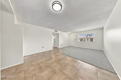 10915 W Santa Fe Drive, Sun City, AZ 85351 - Photo 13