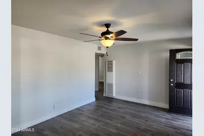 11231 W Montana Avenue, Youngtown, AZ 85363 - Photo 3