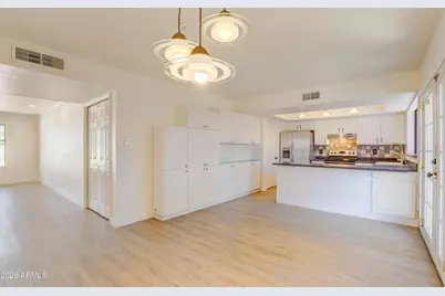 18652 N 12th Avenue, Phoenix, AZ 85027 - Photo 11