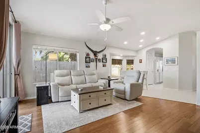 11666 W Yucca Court, Surprise, AZ 85378 - Photo 13