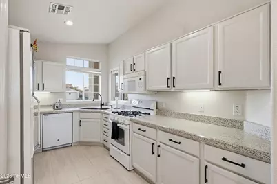 11666 W Yucca Court, Surprise, AZ 85378 - Photo 11