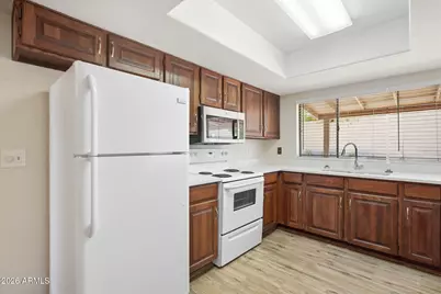 852 E Acapulco Lane, Phoenix, AZ 85022 - Photo 13