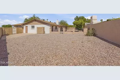 852 E Acapulco Lane, Phoenix, AZ 85022 - Photo 3