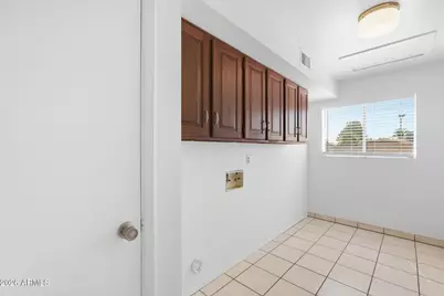 852 E Acapulco Lane, Phoenix, AZ 85022 - Photo 31