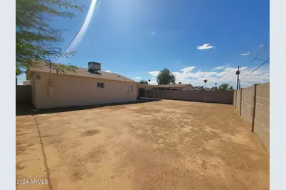 5714 W Virginia Avenue, Phoenix, AZ 85035 - Photo 13