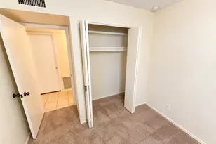 6626 N Majorca Ln W, Phoenix, AZ 85016 - Photo 25