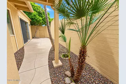 6626 N Majorca Lane W, Phoenix, AZ 85016 - Photo 45