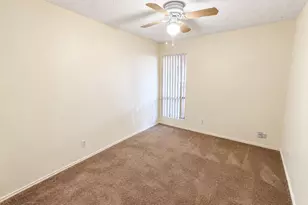 6626 N Majorca Ln W, Phoenix, AZ 85016 - Photo 29