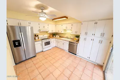 6626 N Majorca Lane W, Phoenix, AZ 85016 - Photo 17