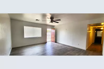 2602 E Southgate Avenue #1, Phoenix, AZ 85040 - Photo 3