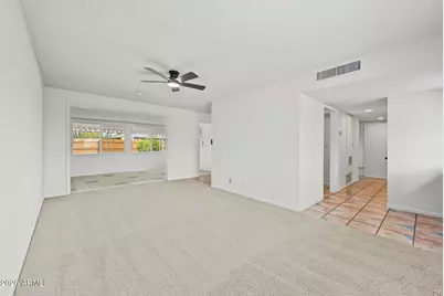 12214 N Augusta Drive, Sun City, AZ 85351 - Photo 5