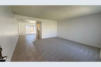 5701 N 44th Avenue, Glendale, AZ 85301 - Photo 3