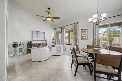 734 W Goldfinch Way, Chandler, AZ 85286 - Photo 5
