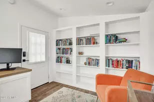 1225 E Seldon Ln, Phoenix, AZ 85020 - Photo 31