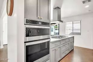 1225 E Seldon Ln, Phoenix, AZ 85020 - Photo 3