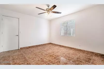 2812 N 45th Avenue, Phoenix, AZ 85035 - Photo 5