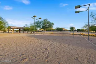 1001 E Aire Libre Ave, Phoenix, AZ 85022 - Photo 29