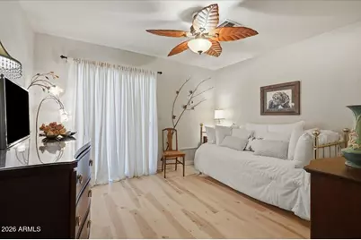 1001 E Aire Libre Avenue, Phoenix, AZ 85022 - Photo 15
