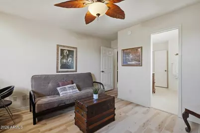 1001 E Aire Libre Avenue, Phoenix, AZ 85022 - Photo 13