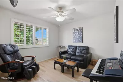 1001 E Aire Libre Avenue, Phoenix, AZ 85022 - Photo 19