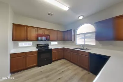 4826 E Meadow Land Drive, San Tan Valley, AZ 85140 - Photo 3