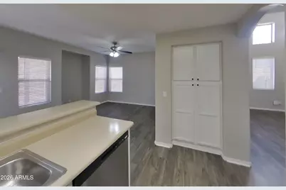 10508 W Coronado Road, Avondale, AZ 85392 - Photo 5