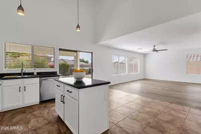 16033 S 17th Lane, Phoenix, AZ 85045 - Photo 11