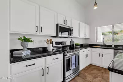 16033 S 17th Lane, Phoenix, AZ 85045 - Photo 15