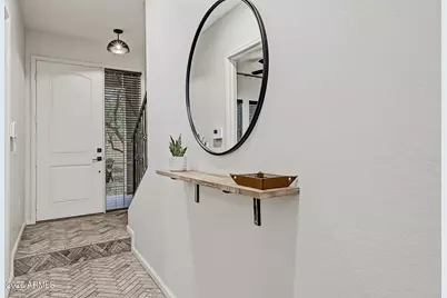 124 N California Street #17, Chandler, AZ 85225 - Photo 1
