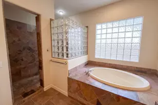 12435 W Red Hawk Dr, Peoria, AZ 85383 - Photo 31