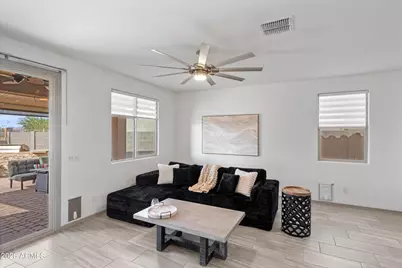 17452 W Spring Drive, Goodyear, AZ 85338 - Photo 15