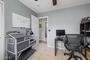 981 S Canal Dr, Gilbert, AZ 85296 - Photo 21