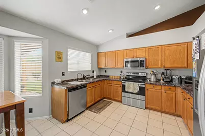 981 S Canal Drive, Gilbert, AZ 85296 - Photo 9